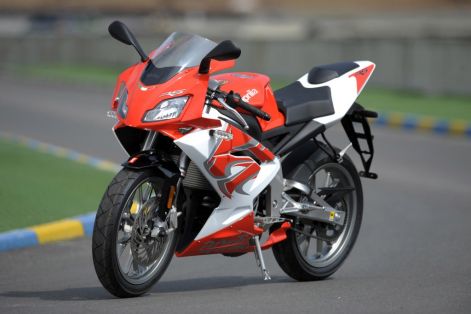 aprilia_rs50_6.jpg